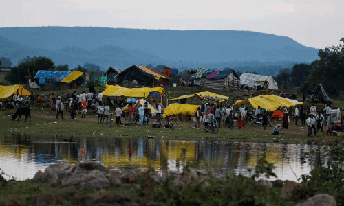 As rising waters flood homes and temples, villagers protest India's $87 billion river-linking project As rising waters flood homes and temples, villagers protest India's $87 billion river-linking project