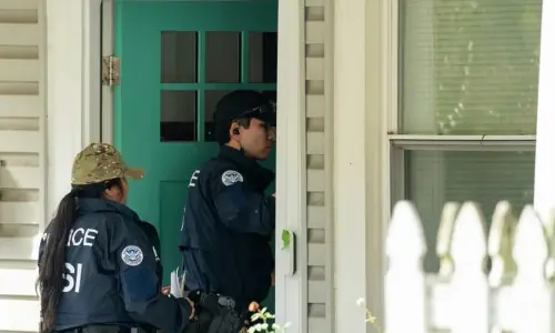 Fury as US federal agents search anti-Trump lawmaker&rsquo;s home