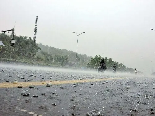 El Ni&ntilde;o strengthens: Country records warmest monsoon in 66 years