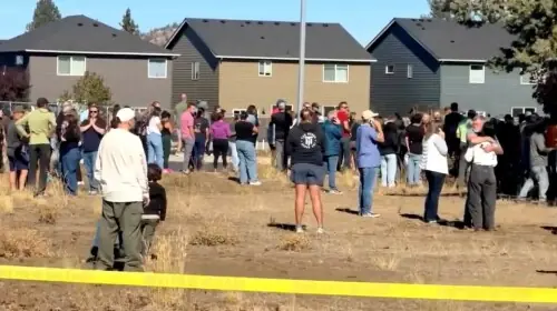 Shooter kills four at Oregon elementary school before being shot dead by community member