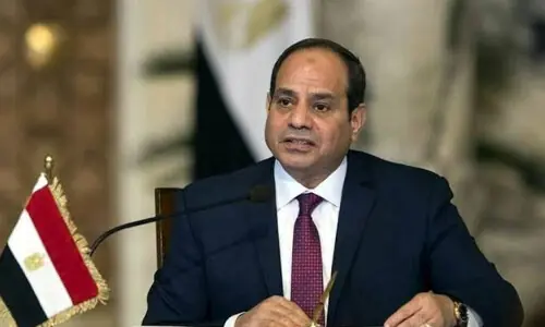 Egypt's Sisi asks parliament to authorise support for Saudi Arabia