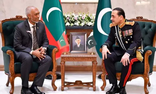 Pakistan, Maldives agree to boost defence cooperation