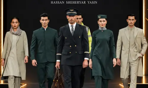 پی آئی اے کے نئے یونیفارم متعارف، پاکستانی ثقافت اور جدید فیشن کا امتزاج