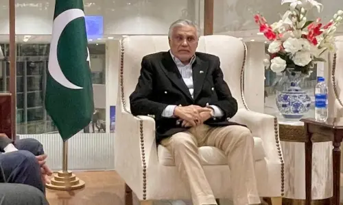 Ishaq Dar heads to Istanbul for R4, R4+E3 foreign ministers’ meetings Ishaq Dar heads to Istanbul for R4, R4+E3 foreign ministers’ meetings