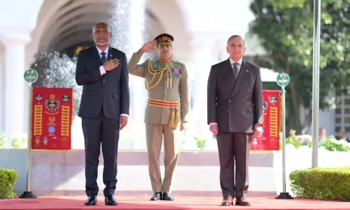 President and First Lady conclude State Visit to Pakistan and return to Mal&eacute;