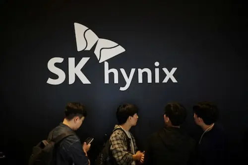 SK Hynix to announce steps to boost shareholder returns on Wednesday