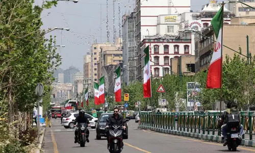 Qatari delegation in Tehran for talks