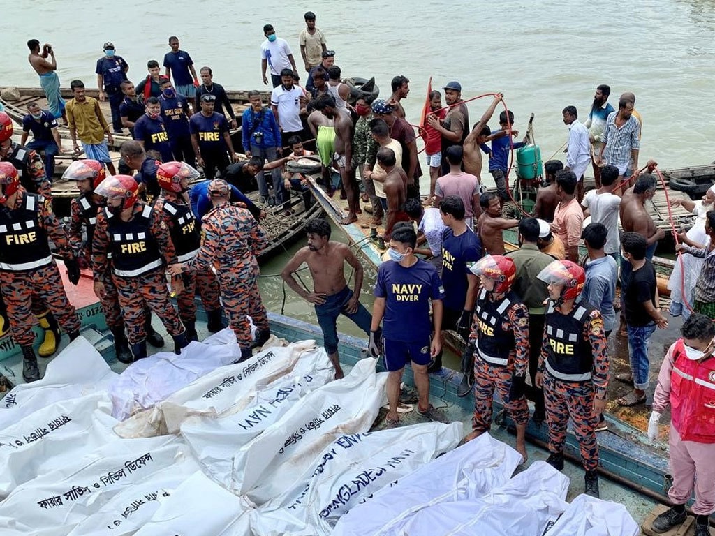 Жертвы парома. Паром севоль катастрофа корея. Паром севоль корея. Жертвы парома. Паром севоль катастрофа корея.