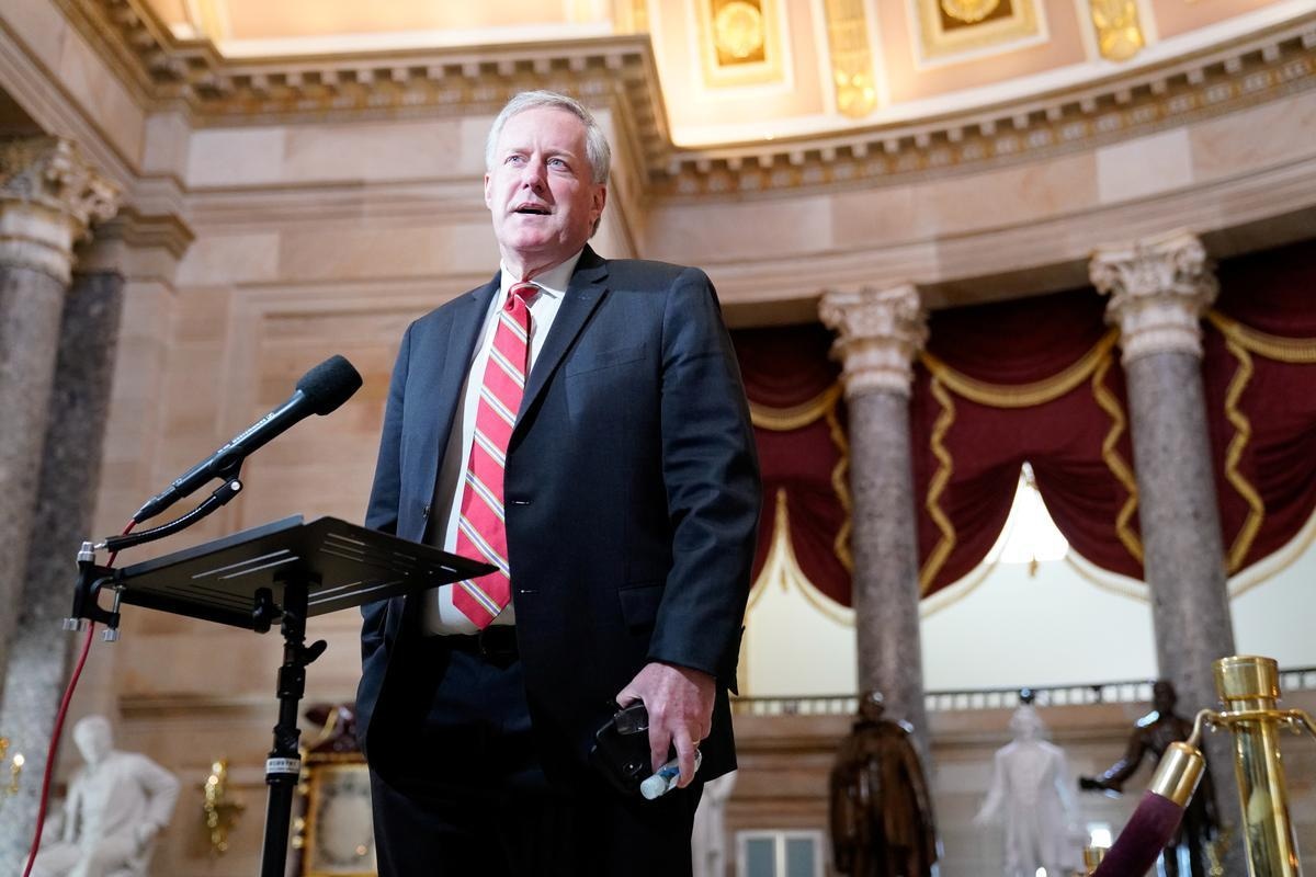 FILE PHOTO: White House Chief of Staff Mark Meadows speaks to reporters in the U.S. Capitol in Washington, U.S. July 29, 2020. REUTERS