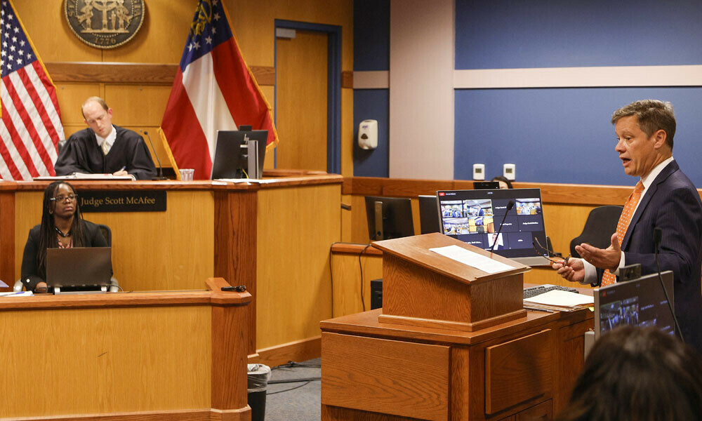 Brian Rafferty (R), attorney for Sidney Powell, addresses Fulton County Superior Court Judge Scott McAffee during motions on October 5, 2023 in Atlanta, Georgia. Photo: AFP Brian Rafferty (R), attorney for Sidney Powell, addresses Fulton County Superior Court Judge Scott McAffee during motions on October 5, 2023 in Atlanta, Georgia. Photo: AFP