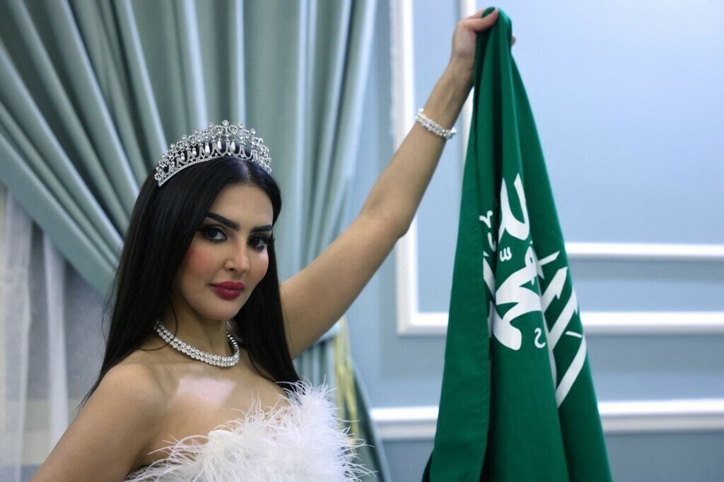 Saudi model Rumy Al-Qahtani poses for a picture during an interview with AFP at her home in Riyadh on April 19, 2024. Photo: AFP Saudi model Rumy Al-Qahtani poses for a picture during an interview with AFP at her home in Riyadh on April 19, 2024. Photo: AFP