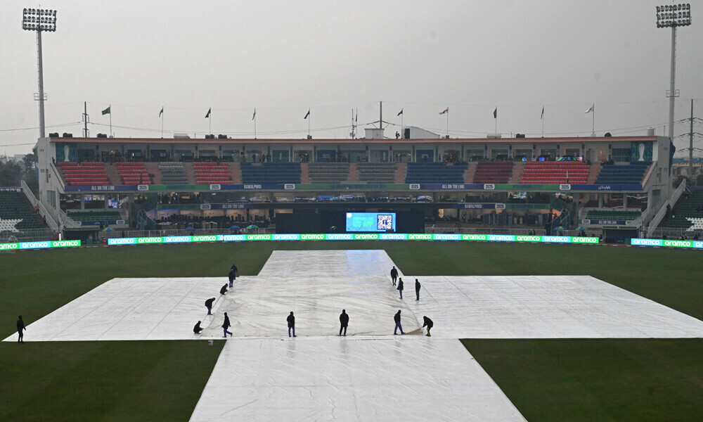 Ground staff cover the pitch as it rains before the start of the ICC Champions Trophy one-day international (ODI) cricket match between Pakistan and Bangladesh at the Rawalpindi Cricket Stadium in Rawalpindi on February 27, 2025. Photo: AFP Ground staff cover the pitch as it rains before the start of the ICC Champions Trophy one-day international (ODI) cricket match between Pakistan and Bangladesh at the Rawalpindi Cricket Stadium in Rawalpindi on February 27, 2025. Photo: AFP