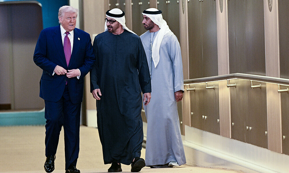 UAE President Sheikh Mohamed bin Zayed Al Nahyan (C) welcomes his US counterpart Donald Trump upon his arrival at the presidential terminal in Abu Dhabi on May 15, 2025. Photo: AFP