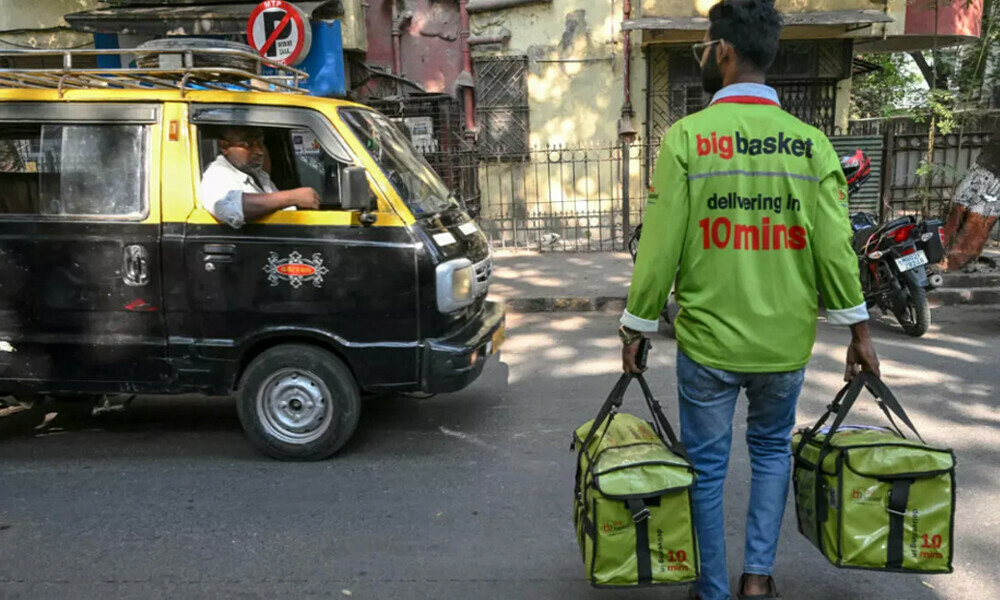 In India’s congested cities, delivery apps cash in