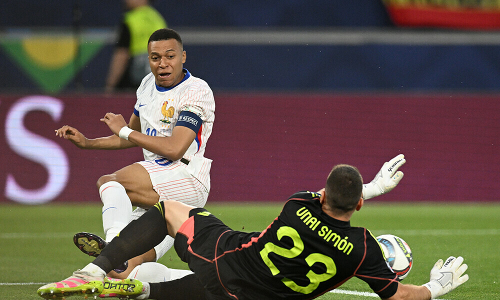 France’s forward #10 Kylian Mbappe misses an attempt to score against Spain’s goalkeeper #23 Unai Simon during the UEFA Nations League semi-final football match between Spain and France in Stuttgart, southwestern Germany, on June 5, 2025. Photo: AFP France’s forward #10 Kylian Mbappe misses an attempt to score against Spain’s goalkeeper #23 Unai Simon during the UEFA Nations League semi-final football match between Spain and France in Stuttgart, southwestern Germany, on June 5, 2025. Photo: AFP