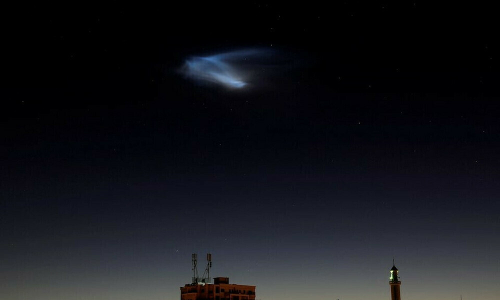 An attempt to intercept a missile launched from Iran is made, as seen from Hebron, in the Israeli-occupied West Bank, June 17, 2025. Photo: Reuters