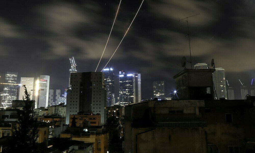 Missiles launched from Iran are intercepted as seen from Tel Aviv, Israel, June 18, 2025. Photo: Reuters
