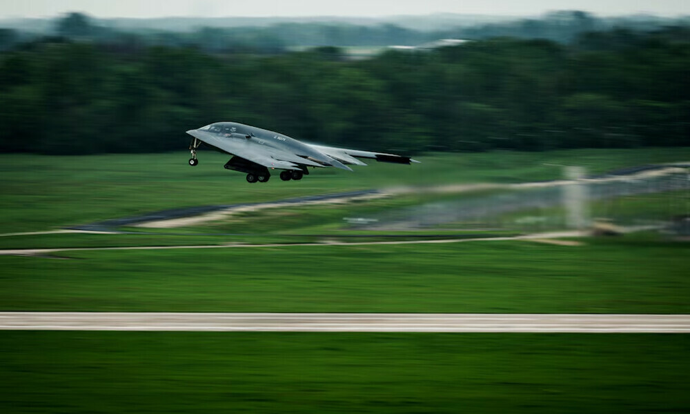  A B-2 Spirit stealth bomber takes off at Whiteman Air Force Base, Missouri. Photo: Reuters 
