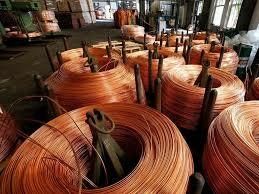 US copper bounces after Trump sets a tariff date, but below peak