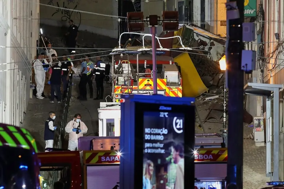 At least 15 killed in crash on Lisbon’s historic cable car railway At least 15 killed in crash on Lisbon’s historic cable car railway