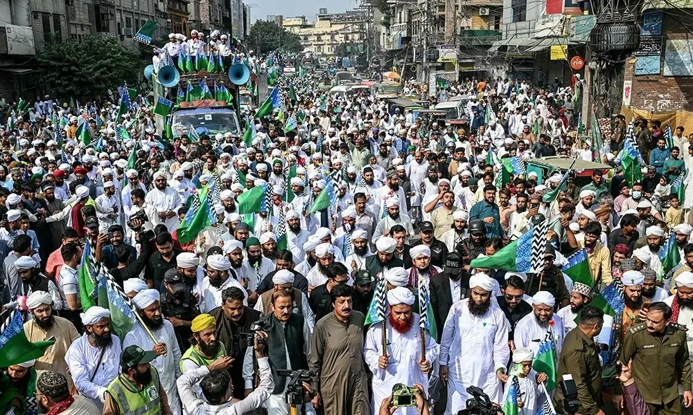  ۔ 