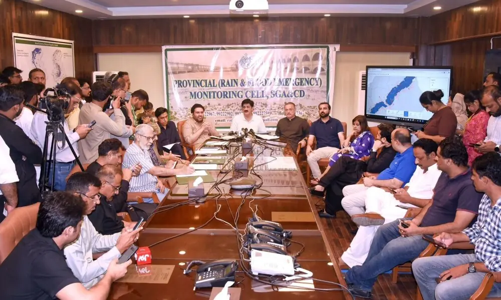 Sindh Chief Minister Syed Murad Ali Shah, accompanied by Minister for Information Sharjeel Inam Memon, Minister for Rehabilitation Makhdoom Mahboob, Chief Secretary Asif Hyder Shah, and other officials, addressing a press conference at the Rain & Flood Emergency Monitoring Cell, New Secretariat, in Karachi on September 7, 2025. Photo: Facebook/@SindhCMHouse