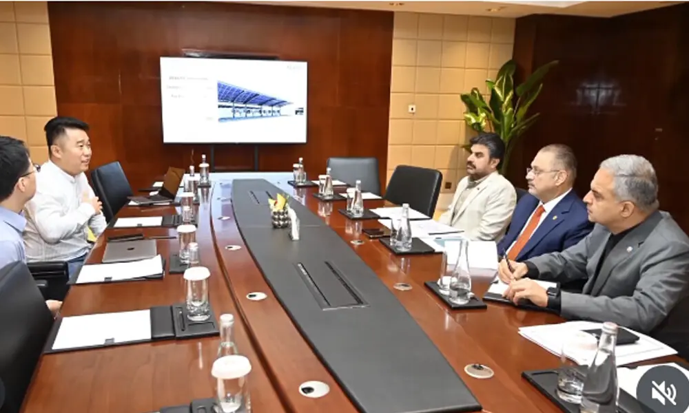 Sharjeel, Nasir meet AE Auto company officials