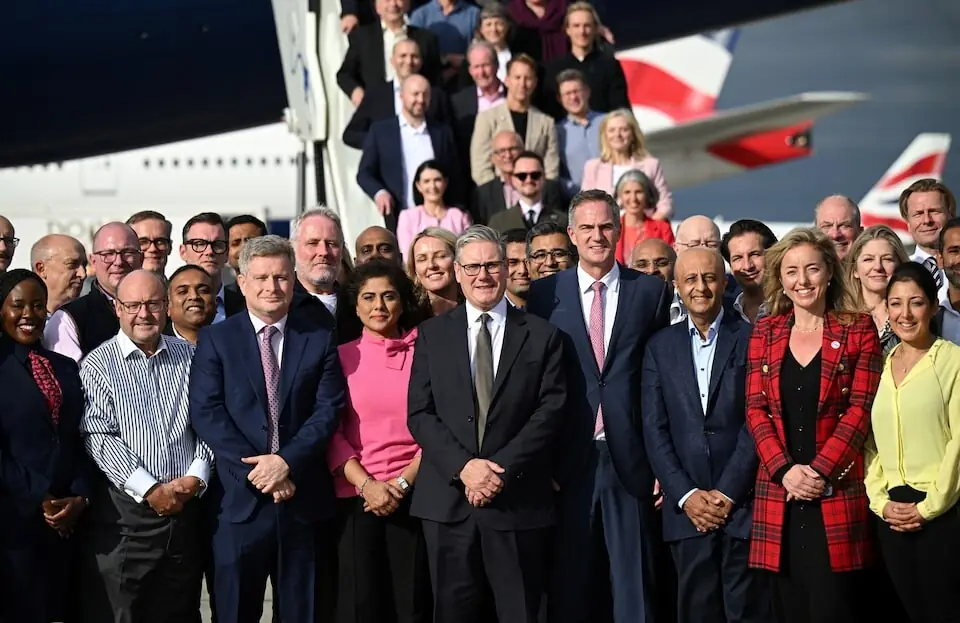 Britain’s Prime Minister Keir Starmer poses for a photo with his business delegation before departing London Heathrow Airport as they head to India to meet with Indian Prime Minister Narendra Modi and promote the recently signed trade deal, in London, Britain. Photo Reuters Britain’s Prime Minister Keir Starmer poses for a photo with his business delegation before departing London Heathrow Airport as they head to India to meet with Indian Prime Minister Narendra Modi and promote the recently signed trade deal, in London, Britain. Photo Reuters