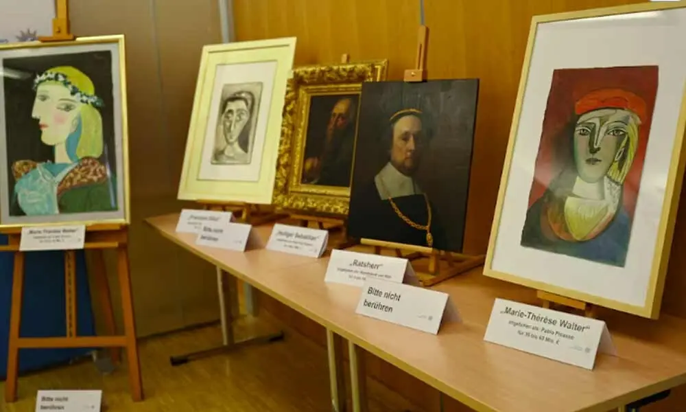 A counterfeited painting called &ldquo;Marie Therese Walter&rdquo; of Spanish artist Pablo Picasso that was offered for the 35 to 60 million euros is displayed with other forged paintings of Rembrandt, Rubens and Picasso, that were seized by Bavaria&rsquo;s federal state investigation office, in Munich, Germany October 24, 2025. REUTERS