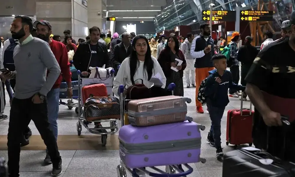 Flights delayed at Delhi airport after technical glitch