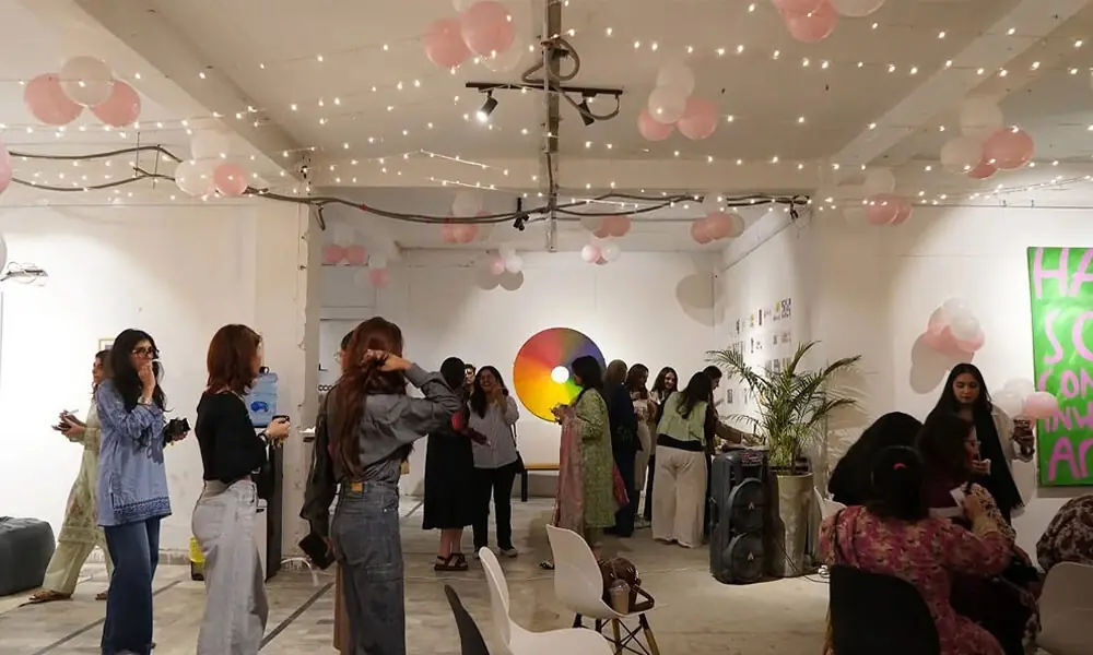  سال کے آغاز میں کولابس کریئیٹو کلیکٹو مکسر کا انعقاد ہوا 