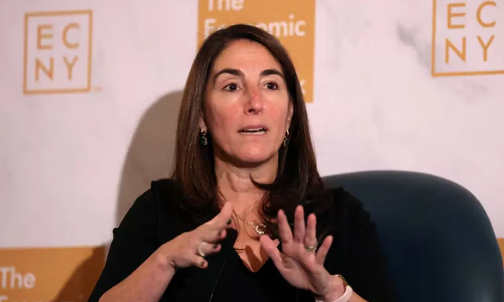 Federal Reserve Bank of Cleveland president and CEO, Beth Hammack, addresses the Economic Club of New York in New York City, U.S., November 6, 2025. Photo: Reuters