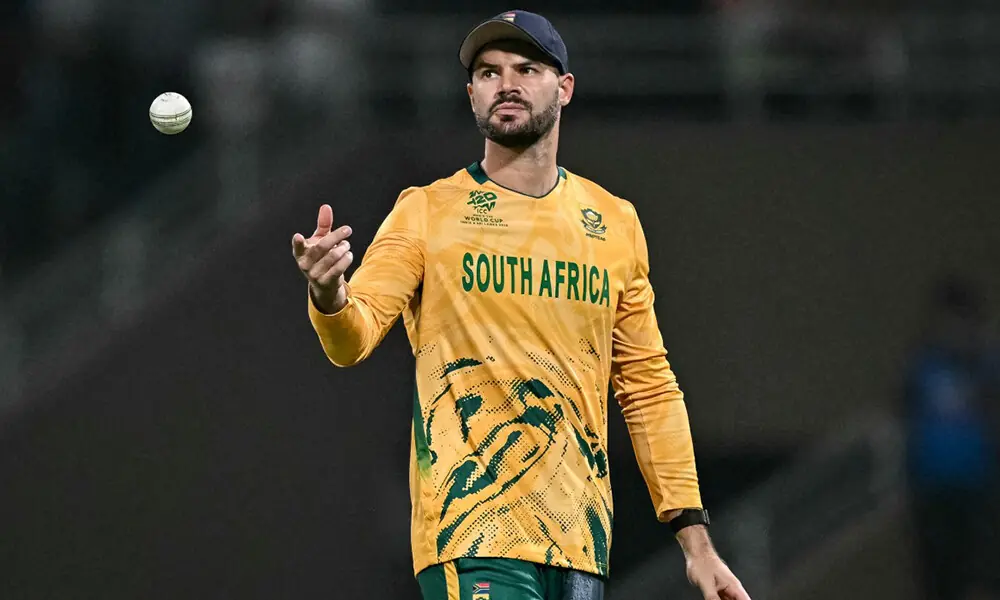 South Africa&rsquo;s captain Aiden Markram tosses the ball during the 2026 ICC Men&rsquo;s T20 Cricket World Cup warm-up match between India and South Africa at the DY Patil Stadium in Navi Mumbai on February 4, 2026. Photo: AFP