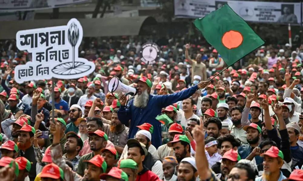 Supporters of the Jamaat-e-Islami-led alliance of Islamist parties rally ahead of the election. Photo: AFP