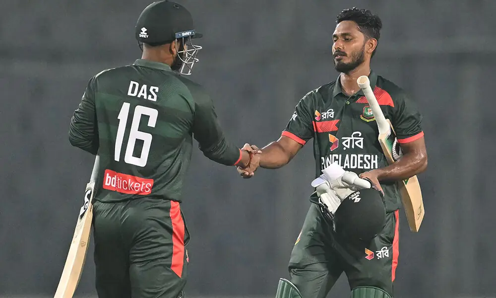 Bangladesh&rsquo;s Tanzid Hasan (R) and Litton Das (L) celebrate after their win in the end of the first one-day international (ODI) cricket match between Bangladesh and Pakistan at Sher-e-Bangla National Stadium in Mirpur on March 11, 2026. Photo: AFP