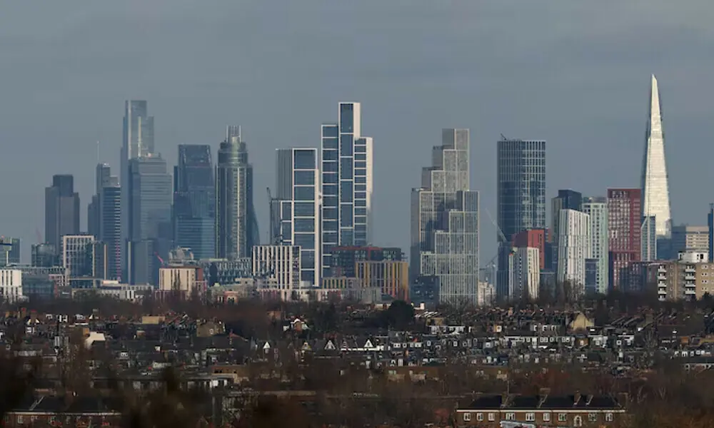 Skyscrapers are seen in central London, as viewed from south west London, Britain. Photo: Reuters Skyscrapers are seen in central London, as viewed from south west London, Britain. Photo: Reuters
