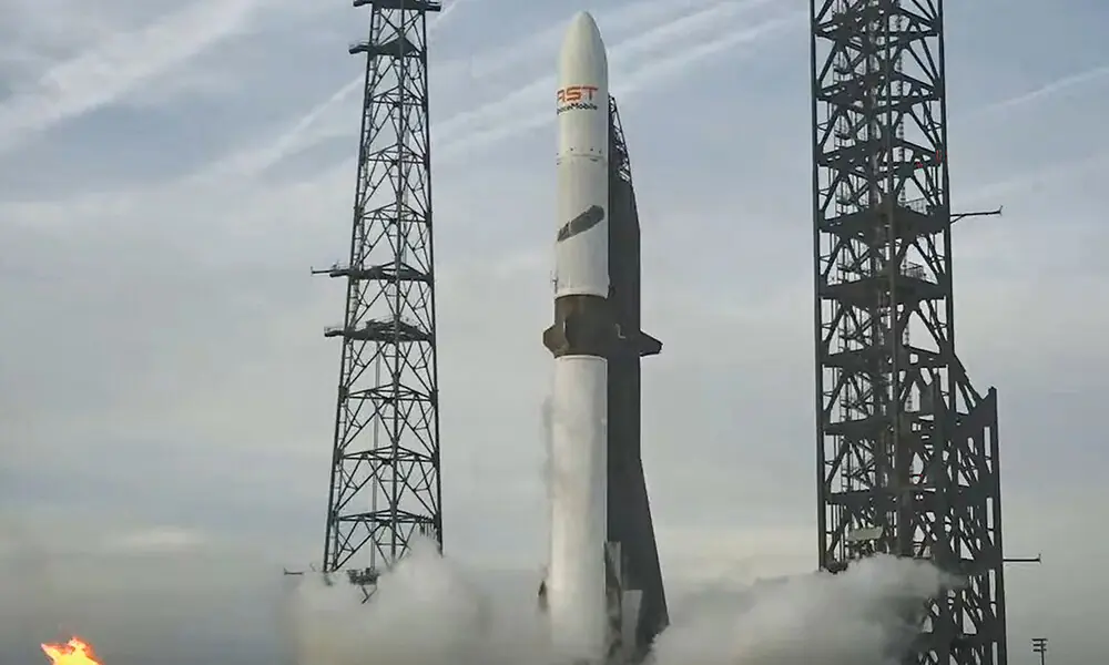 This screen grab taken from a Blue Origin broadcast shows Blue Origin&rsquo;s New Glenn rocket lifting off from Launch Complex 36 at the Kennedy Space Center at Cape Canaveral, Florida, on April 19, 2026. Photo: AFP