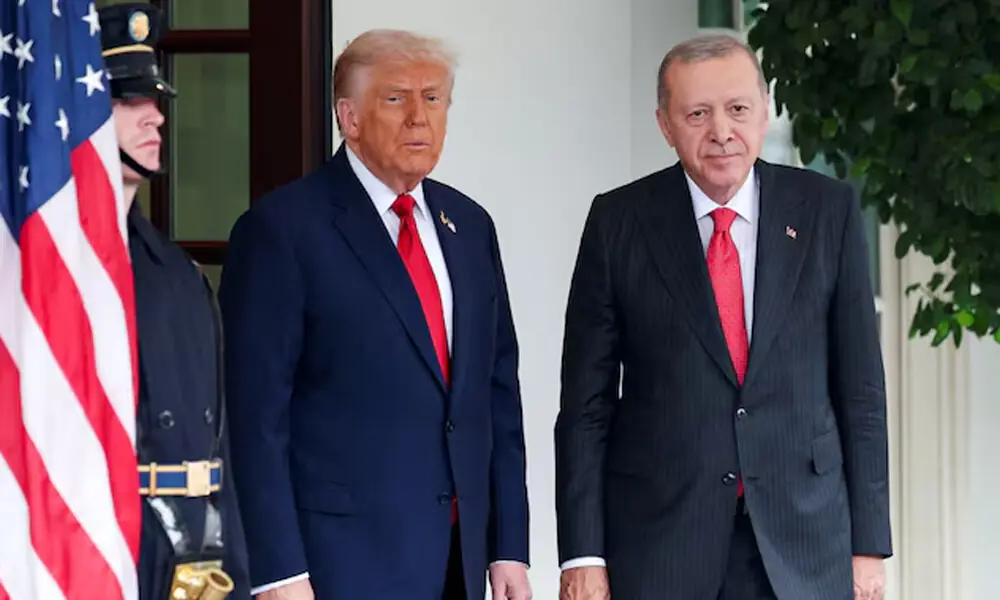 U.S. President Donald Trump welcomes Turkey's President Recep Tayyip Erdogan at the White House in Washington, D.C., U.S., September 25, 2025. REUTERS U.S. President Donald Trump welcomes Turkey's President Recep Tayyip Erdogan at the White House in Washington, D.C., U.S., September 25, 2025. REUTERS