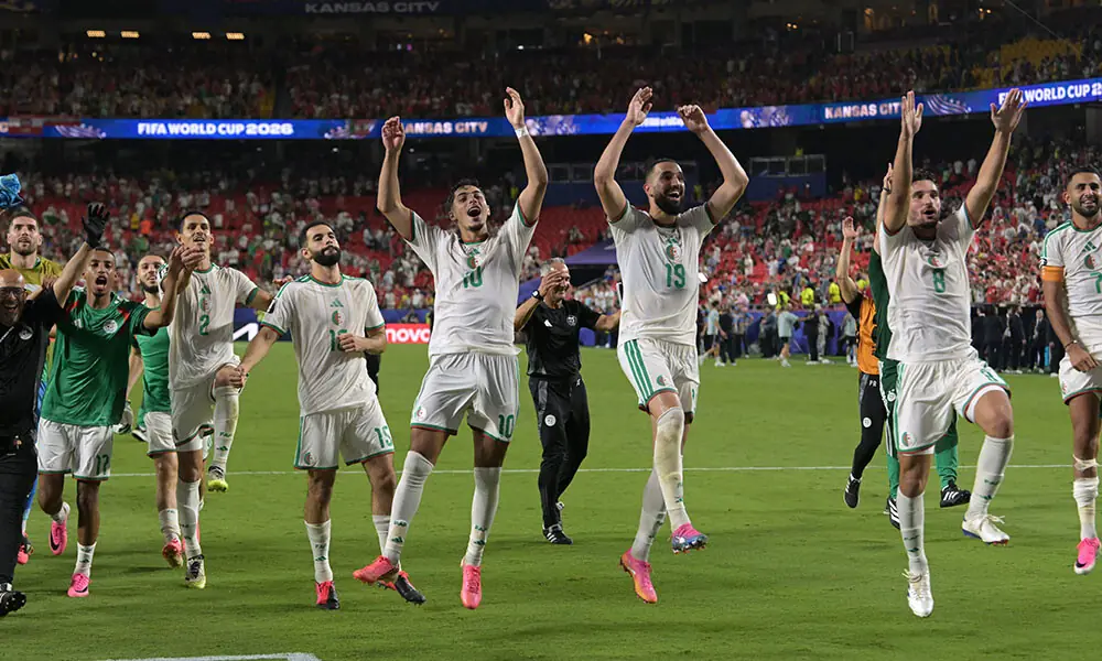 Algeria's defender #17 Rafik Belghali, Algeria's defender #02 Aissa Mandi, Algeria's defender #15 Rayan Ait-Nouri, Algeria's midfielder #10 Fares Chaibi, Algeria's midfielder #19 Nabil Bentaleb, Algeria's midfielder #08 Houssem Aouar and Algeria's forward #07 Riyad Mahrez celebrate after the 2026 World Cup Group J football match between Algeria and Austria at the Kansas City Stadium in Kansas City on June 27, 2026. Photo: AFP
