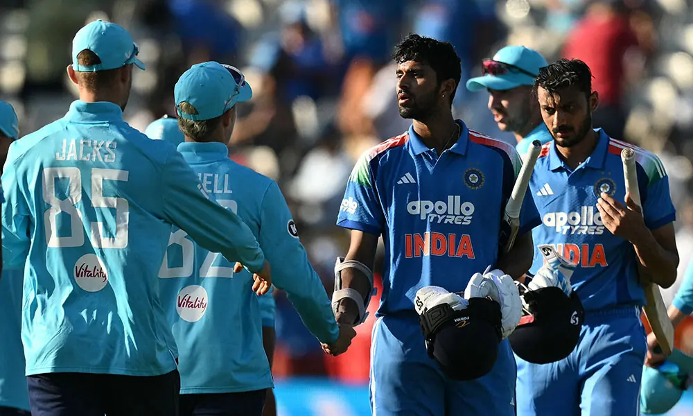 India's Washington Sundar (2R) shakes hands with England's Jacob Bethell after India won the first one-day international (ODI) cricket match between England and India at Edgbaston cricket ground in Birmingham, central England on July 14, 2026. Photo: AFP India's Washington Sundar (2R) shakes hands with England's Jacob Bethell after India won the first one-day international (ODI) cricket match between England and India at Edgbaston cricket ground in Birmingham, central England on July 14, 2026. Photo: AFP