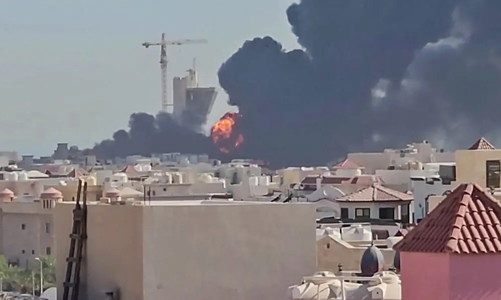 This screen grab taken from UGC video footage posted on social media on July 18, 2026, shows a plume of black smoke and flames billowing over the town of Mangaf, south of Kuwait City. Photo: AFP This screen grab taken from UGC video footage posted on social media on July 18, 2026, shows a plume of black smoke and flames billowing over the town of Mangaf, south of Kuwait City. Photo: AFP