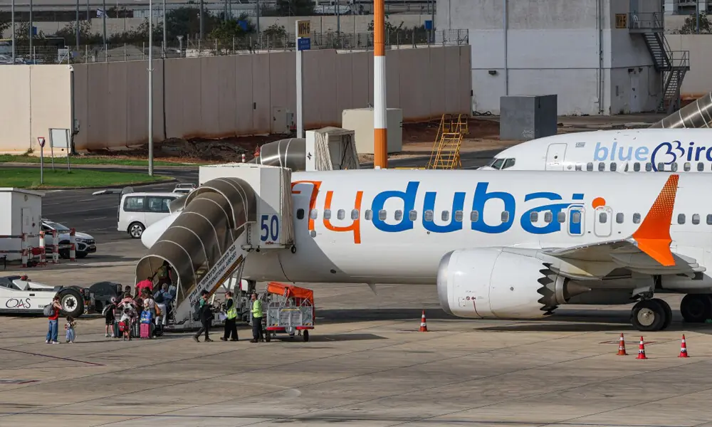 Passengers board a flydubai flight, bound for Dubai, before taking off from Ben Gurion Airport near Tel Aviv on September 30, 2026. Photo: AFP Passengers board a flydubai flight, bound for Dubai, before taking off from Ben Gurion Airport near Tel Aviv on September 30, 2026. Photo: AFP