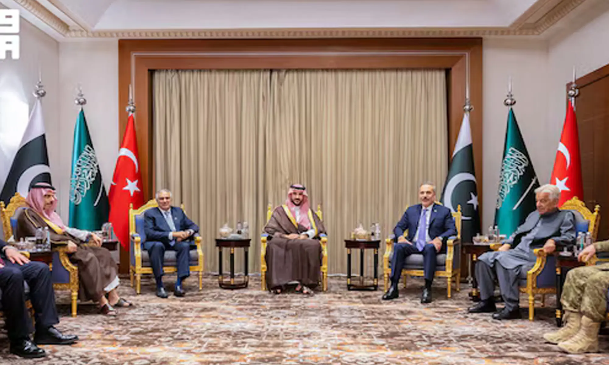Turkey's Foreign Minister Hakan Fidan, Pakistan's Deputy Prime Minister and Foreign Minister Mohammad Ishaq Dar, Saudi Arabia's Foreign Minister Prince Faisal bin Farhan Al Saud, Turkey's Defence Minister Yasar Guler, Turkish Chief of General Staff General Selcuk Bayraktaroglu, Pakistan's Defence Minister Khawaja Muhammad Asif, Saudi Arabia's Defence Minister Prince Khalid bin Salman attend the Mecca defense pact meeting between Turkey, Saudi Arabia and Pakistan in Riyadh, Saudi Arabia, October 5, 2026. Ph Turkey's Foreign Minister Hakan Fidan, Pakistan's Deputy Prime Minister and Foreign Minister Mohammad Ishaq Dar, Saudi Arabia's Foreign Minister Prince Faisal bin Farhan Al Saud, Turkey's Defence Minister Yasar Guler, Turkish Chief of General Staff General Selcuk Bayraktaroglu, Pakistan's Defence Minister Khawaja Muhammad Asif, Saudi Arabia's Defence Minister Prince Khalid bin Salman attend the Mecca defense pact meeting between Turkey, Saudi Arabia and Pakistan in Riyadh, Saudi Arabia, October 5, 2026. Ph