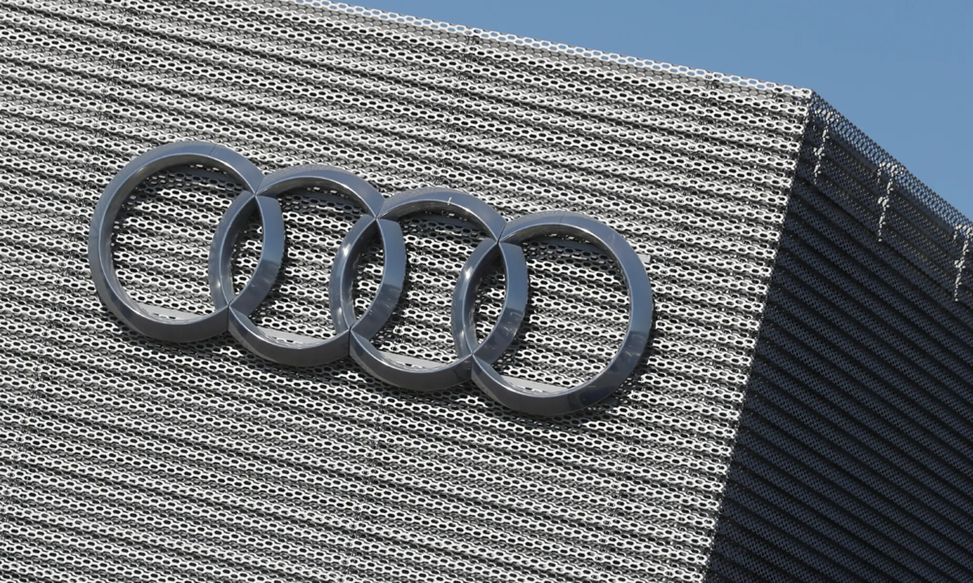 Photo: Reuters Photo: Reuters