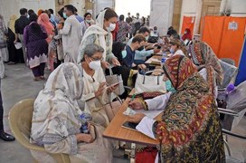 Lahore's COVID test positivity rate increased to 20 percent, says Rashid