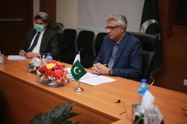 Pakistan intends to vaccinate 70 million people against COVID-19 before end of this year