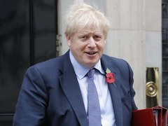 Johnson says reviewing Pakistan&rsquo;s &lsquo;red list&rsquo; status
