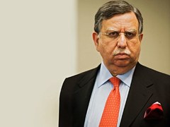 Notification issued: Shaukat Tarin appointed advisor to PM on finance and revenue