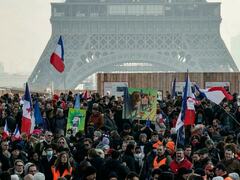 French vaccine pass opponents demonstrate French vaccine pass opponents demonstrate