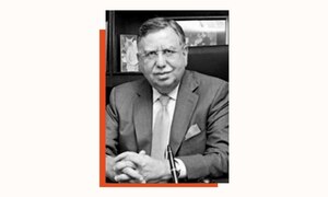 Economy: govt stumbling badly